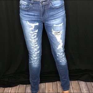 KanCan distressed jeans